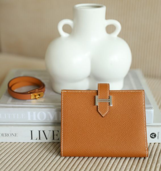 圖片 Hermes Bearn Compact 金棕銀
