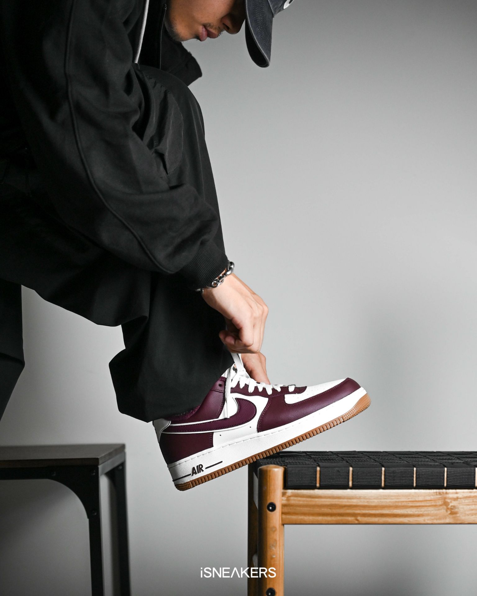 ISNEAKERS 現貨 Nike Air Force 1 Low College Pack "Maroon Gum" 酒紅焦糖底 ...