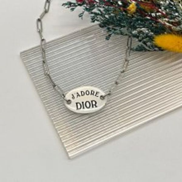 圖片 【哈極品】美品《Christian Dior 迪奧 白色橢圓文字造型項鍊/飾品 》