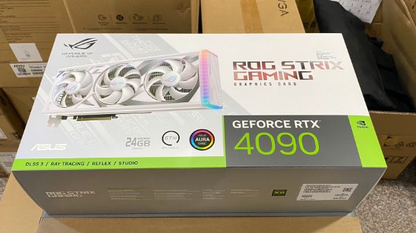 圖片 限量品 自取價68990 ASUS 華碩 ROG-STRIX-RTX4090-24G-WHITE 顯示卡