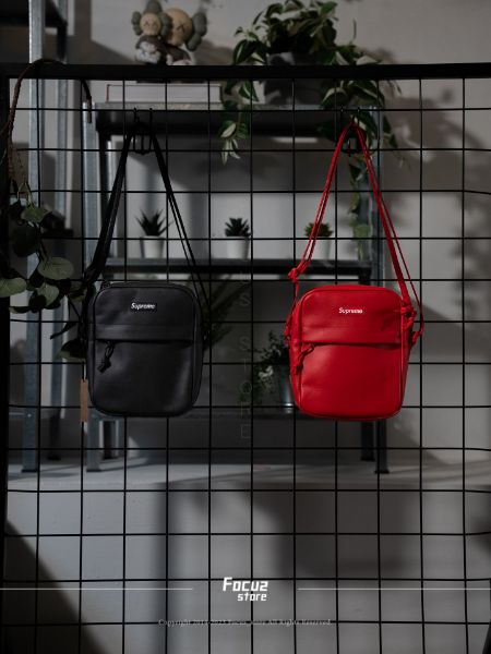 Supreme FW23 Week10 Leather Shoulder Bag