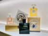 圖片 CHANEL 香奈兒香氛 N°5 EDP  5號典藏香水 金燦禮盒 100ML附吊飾 - 2023聖誕節限量/專櫃緞帶包裝
