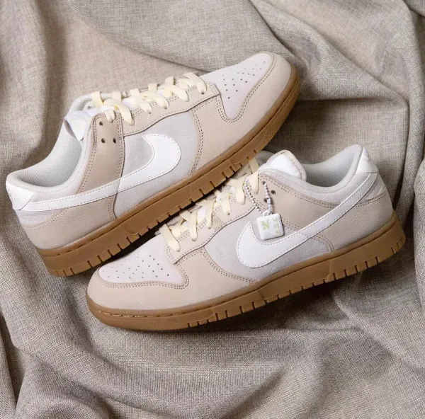 圖片 [預購] NIKE W DUNK LOW SE 韓文日紀念 膠底燕麥色 FQ8147-104