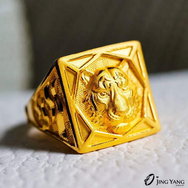 圖片 黃金男戒指-虎行天下
