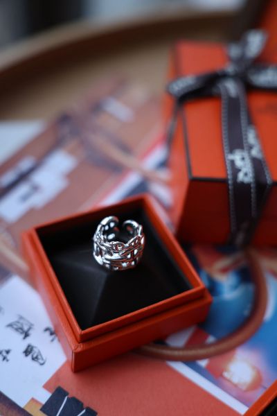 圖片 Hermes 豬鼻三環銀戒指/尺寸：51