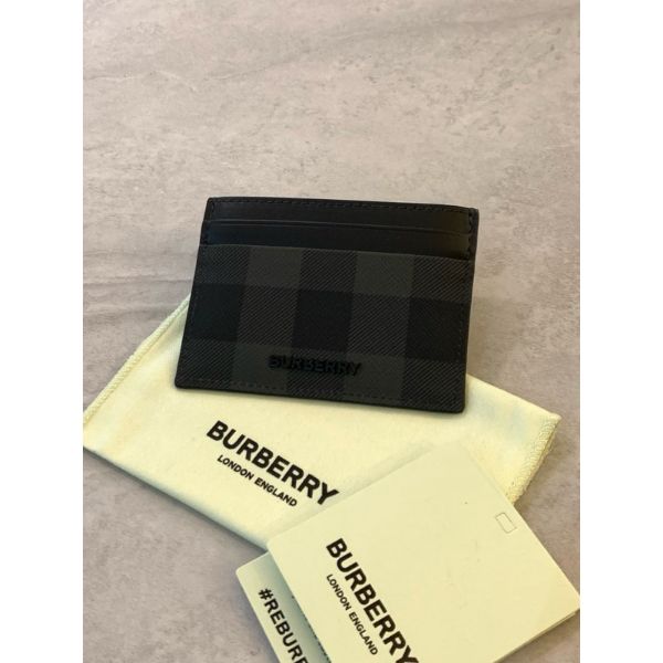 圖片 Burberry 經典黑灰色 格紋設計 搭配立體字母設計卡夾  無盒