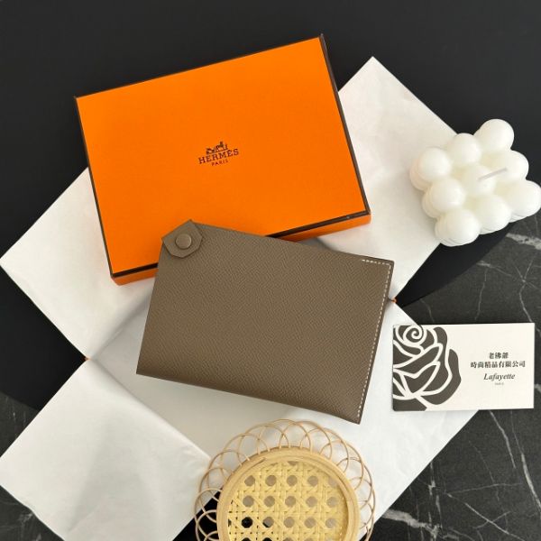 圖片 Hermès Tarmac Epsom 大象灰護照夾