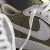 圖片 TRAVIS SCOTT x AIR JORDAN 1 LOW GOLF 白棕綠 高爾夫 倒勾6.0 男生尺寸 FZ3124-200