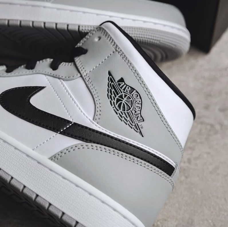 Nike Air Jordan 1 Mid Light Smoke Grey 煙灰高筒男鞋554724-092