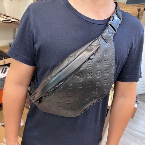 圖片 Louis Vuitton LV DISCOVERY PM 腰包 M46036