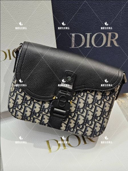 圖片 Dior Essentials mini SADDLE 馬鞍肩背包   