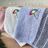 圖片 【凱美棉業】MIT台灣製 雨傘牌 32兩厚實純棉吸水毛巾 刺繡花邊(3色)  2打組