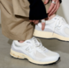 圖片 NEW BALANCE M2002RIA 奶油白 白灰 奶油底 男女鞋