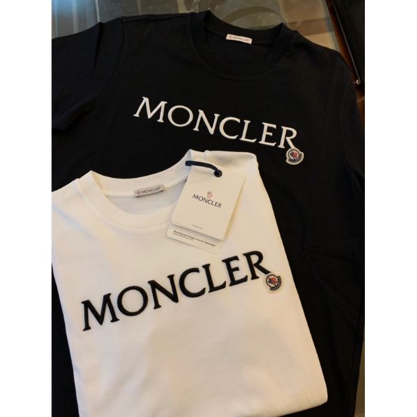 圖片 Moncler 經典 刺繡字母logo設計 黑色、白色短袖T恤上衣