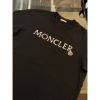 圖片 Moncler 經典 刺繡字母logo設計 黑色、白色短袖T恤上衣