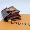 圖片 【哈極品】美品《Louis Vuitton LV 雙色字紋 小款 Dauphine達芙妮斜背包/肩背包/二用包》