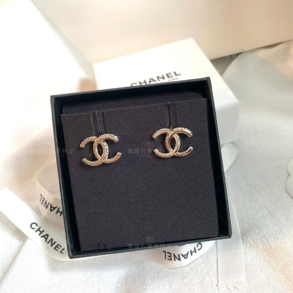 圖片 Chanel 雙Ｃ側邊鑲鑽耳環 📦在台現貨