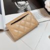 圖片 Chanel 經典奶茶色金扣單層卡包