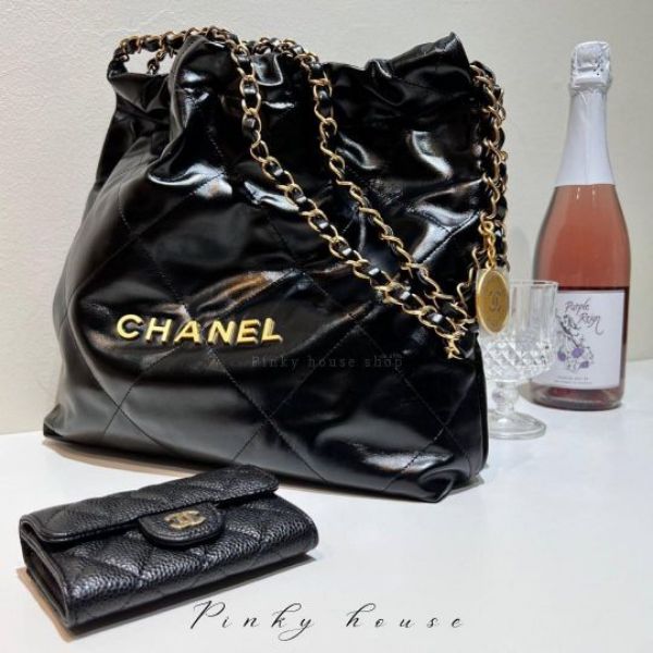 圖片 Chanel 22bag 黑金小號