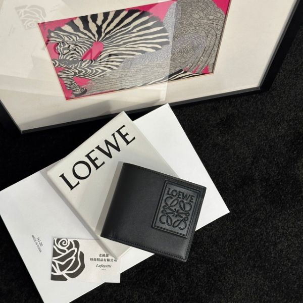 圖片 LOEWE Bifold 經典牛皮黑色八卡男短夾