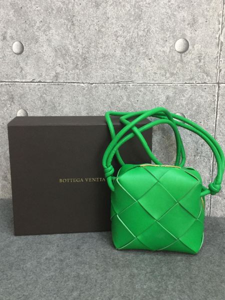 圖片 【哈極品】美品《Bottega Veneta BV 鸚鵡綠Mini Cassettevu相機包/斜背包》