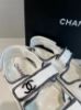 圖片 Chanel 塗鴉白色涼鞋