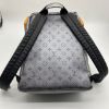 圖片 【哈極品】美品《 Louis Vuitton LV Discovery PM 銀灰色字紋印花 後背包 晶片款 》