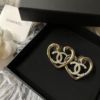 圖片 Chanel 23c 愛心鏤空水鑽耳針