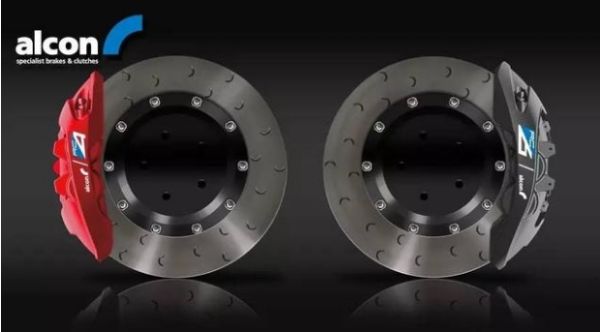 圖片 GLA250 前RC6全浮動+380mm 後RC6電子手剎車 一體四活塞+380mm