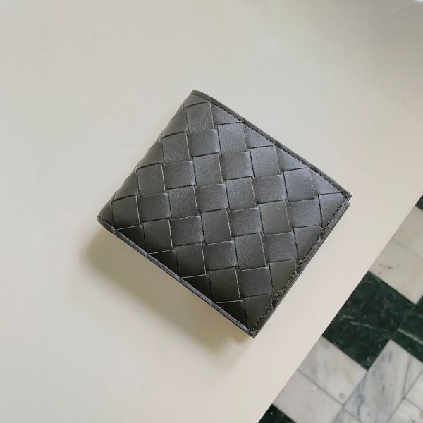 圖片 #已售 歡迎詢問預訂# BOTTEGA VENETA 中編織 墨綠 短夾  附零錢袋
