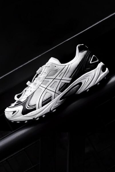 Asics Gel-Kahana TR V4 黑白 1203A497-100