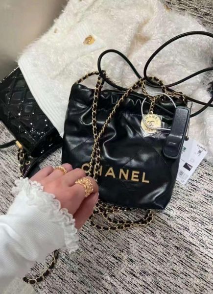 圖片 CHANEL 小垃圾袋 AS3980 22 mini hobo 黑 金 logo 