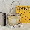 圖片 LOEWE 白色迷你小牛皮抽繩水桶包