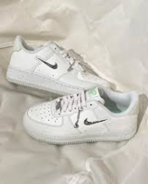 圖片 Nike Air Force 1 '07 Next Nature 金屬勾 米白薄荷 (FN8540-100)