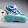 Futura Laboratories x Nike SB Dunk Low 聯名款 塗鴉大師 渲染噴墨 歐美限定 HF6061-400