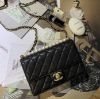 Chanel AS0585 幻象珍珠系列Quilted Flap Bag 小牛皮珍珠鍊帶包 黑