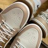 圖片 NIKE JORDAN 1 AJ1 Tan Brown 牛奶糖 雕花 男鞋 HF5753-221