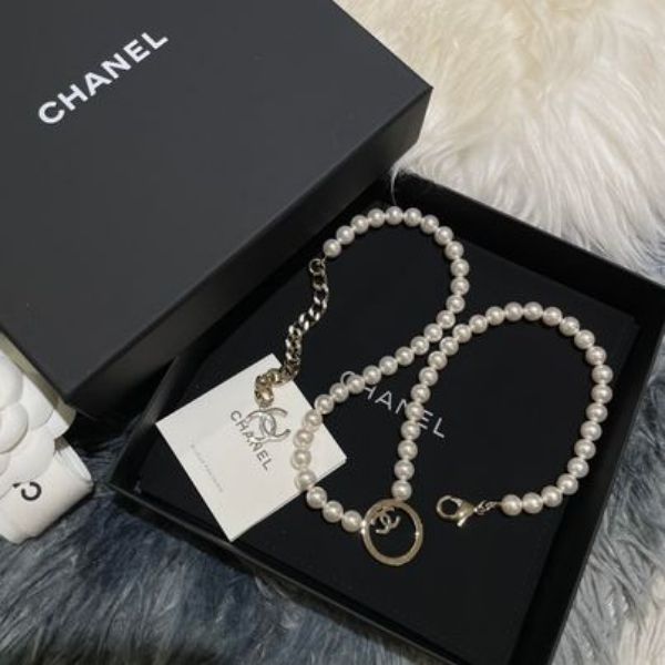 圖片 Chanel 24p新款珍珠眼鏡掛鏈