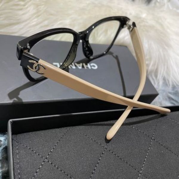 圖片 Chanel 奶茶拼黑琺瑯平光眼鏡