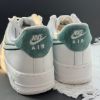 圖片 NIKE AIR FORCE 1 復古白綠 刺繡勾勾 男鞋 FN8349-100