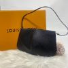 圖片 【哈極品】二手美品 《Louis Vuitton LV 黑色 EPI 水波紋 銀扣 貝殼扁包 手提/腋下包》