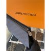 圖片 Louis Vuitton LV 灰色老花設計 男款 男生 手拿包 