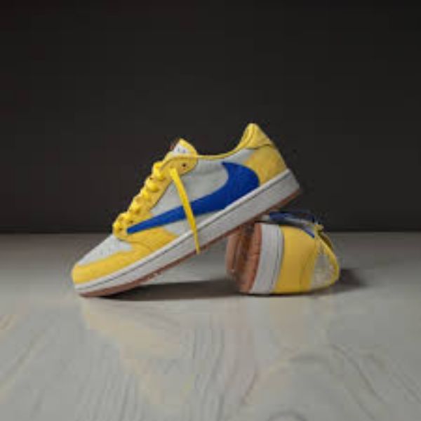 圖片 Air Jordan 1 x Travis Scott Low OG "Canary" WMNS 聯名款 倒鉤 荔枝皮 黃藍 女鞋 男女段 DZ4137-700 