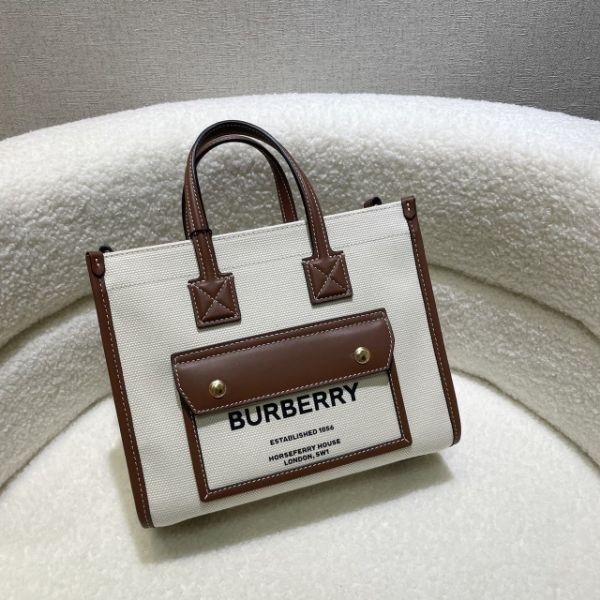 圖片 Burberry Freya Mini Tote托特包