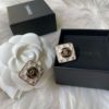 圖片 Chanel 24c 黑白滿logo方塊耳針