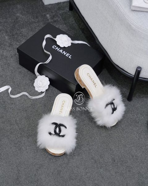 圖片 CHANEL小香雙C Logo毛毛拖鞋/38.5號