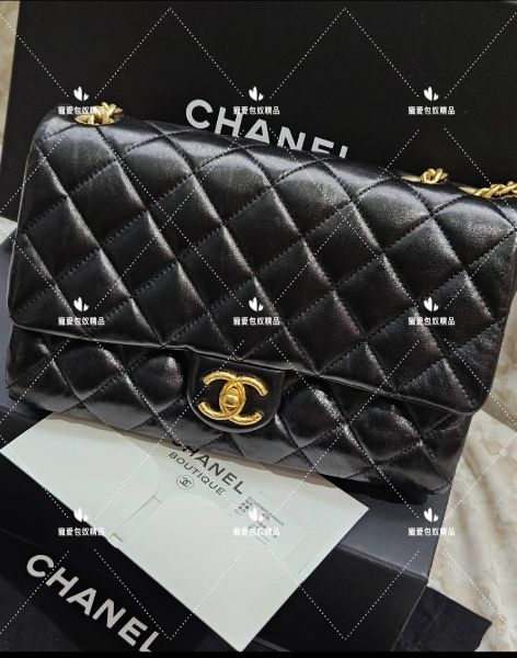 圖片 CHANEL 金柱調節釦 羊皮黑金 風琴包