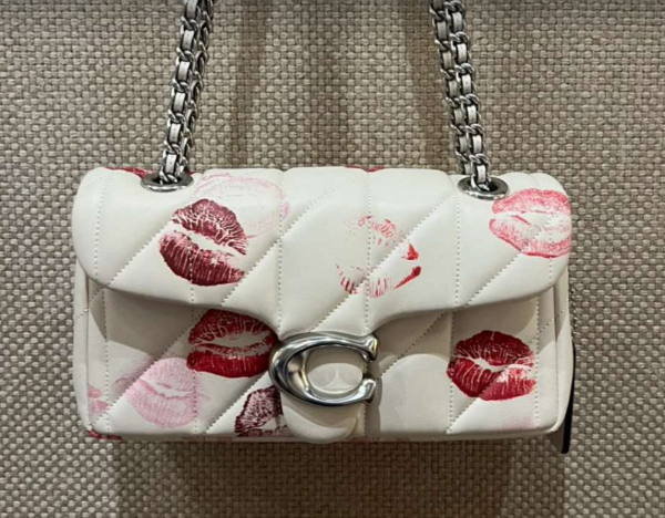 圖片 TABBY 絎縫和嘴唇印花單肩手袋