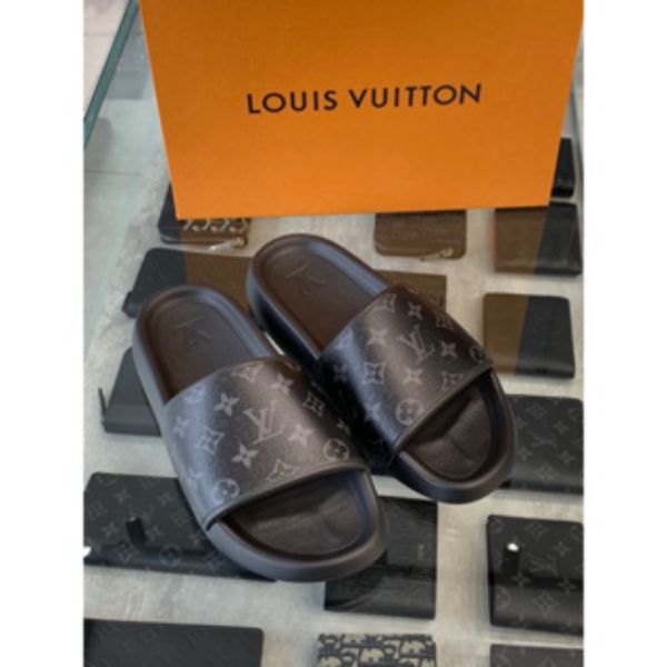 圖片 Louis Vuitton LV 經典 黑色、咖啡色老花設計 男生 拖鞋