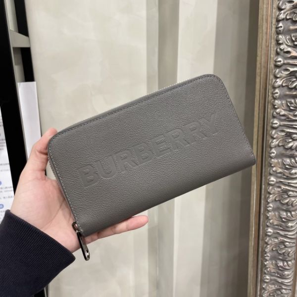 圖片 BURBERRY經典品牌Logo牛皮拉鍊長夾